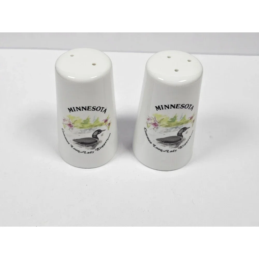 Minnesota Souvenir Salt and Pepper Set State Flower Bird Duck